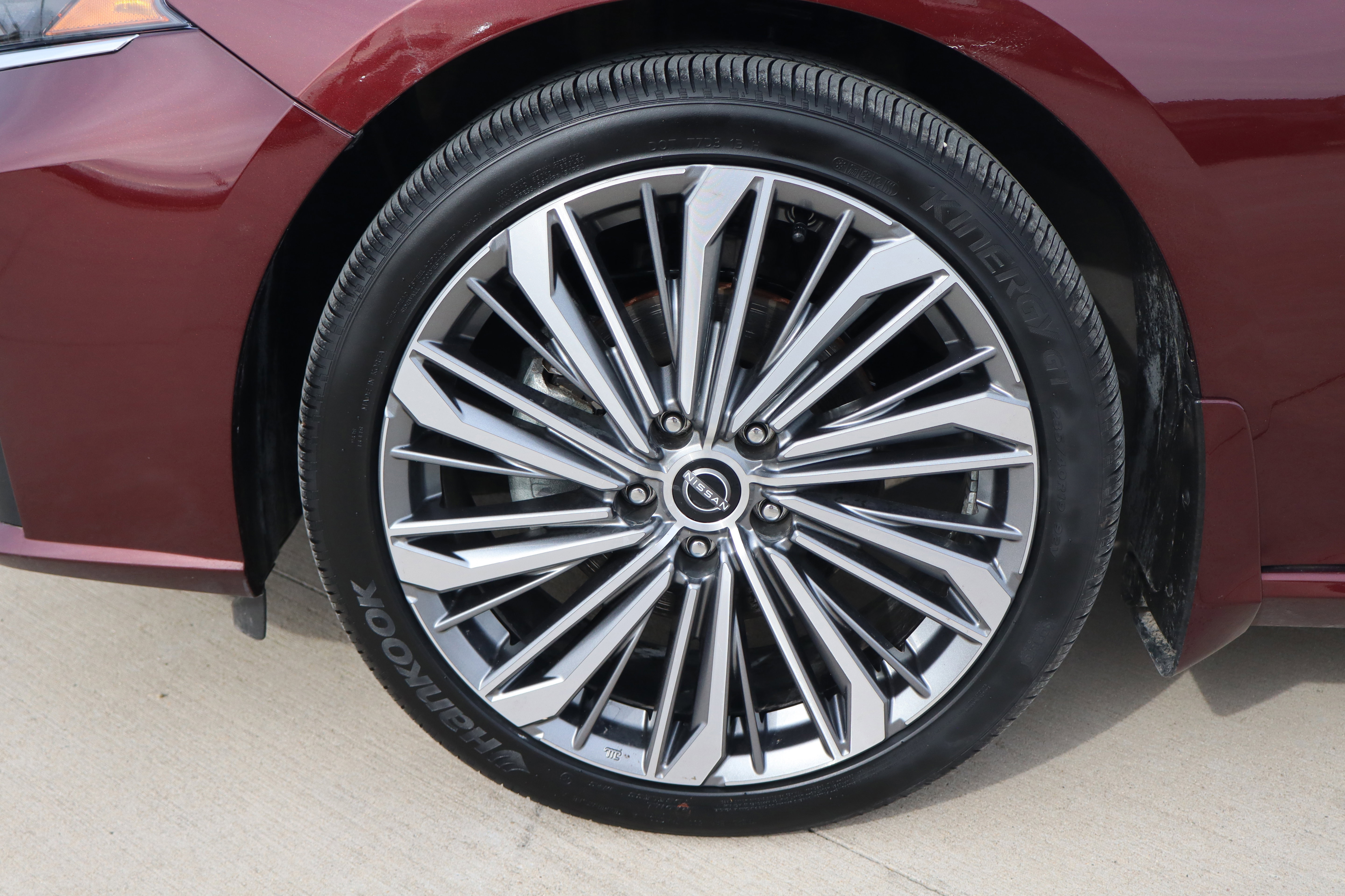 Used 2025 Nissan Altima 2.5 SL image 29