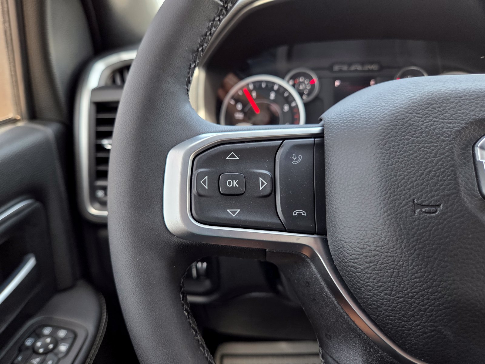 New 2026 RAM 3500 Lone Star AWD/4WD image 46
