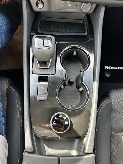 New 2026 Nissan Rogue SV w/ Cold Weather Package image 24