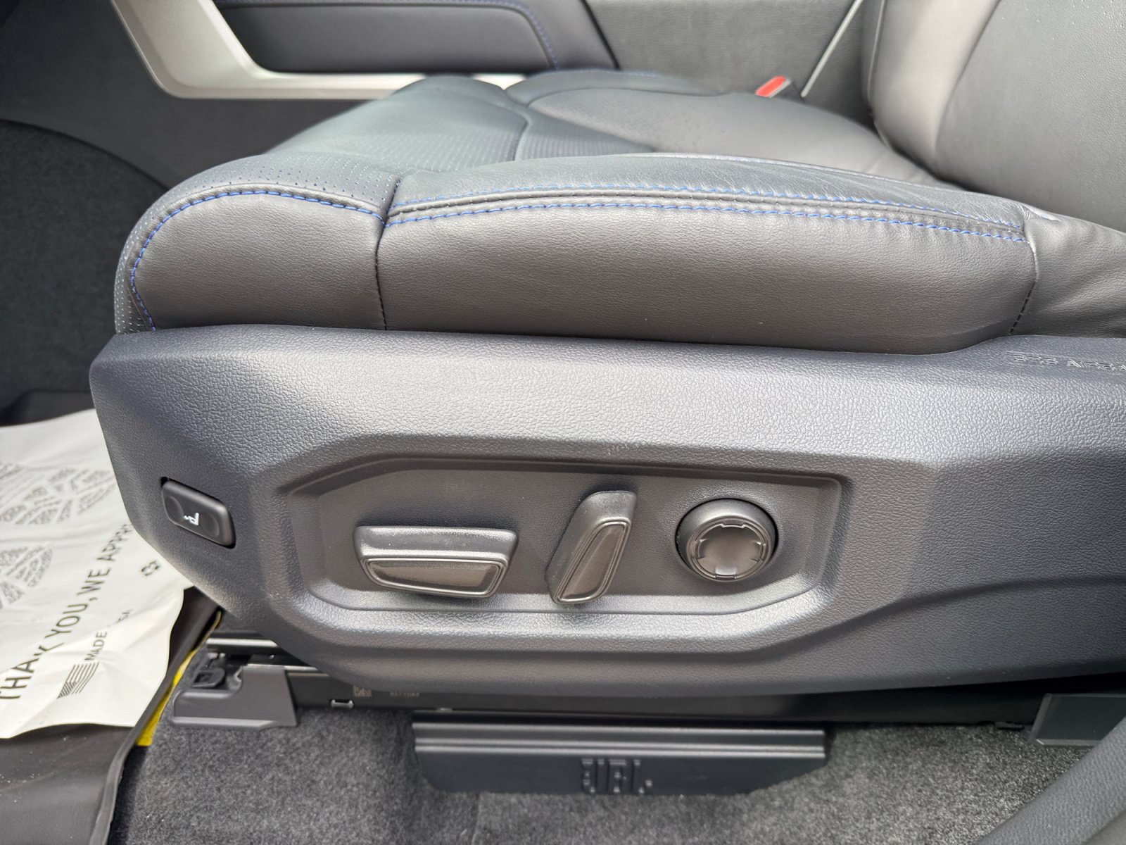 Used 2026 Toyota Tundra Platinum AWD/4WD image 16