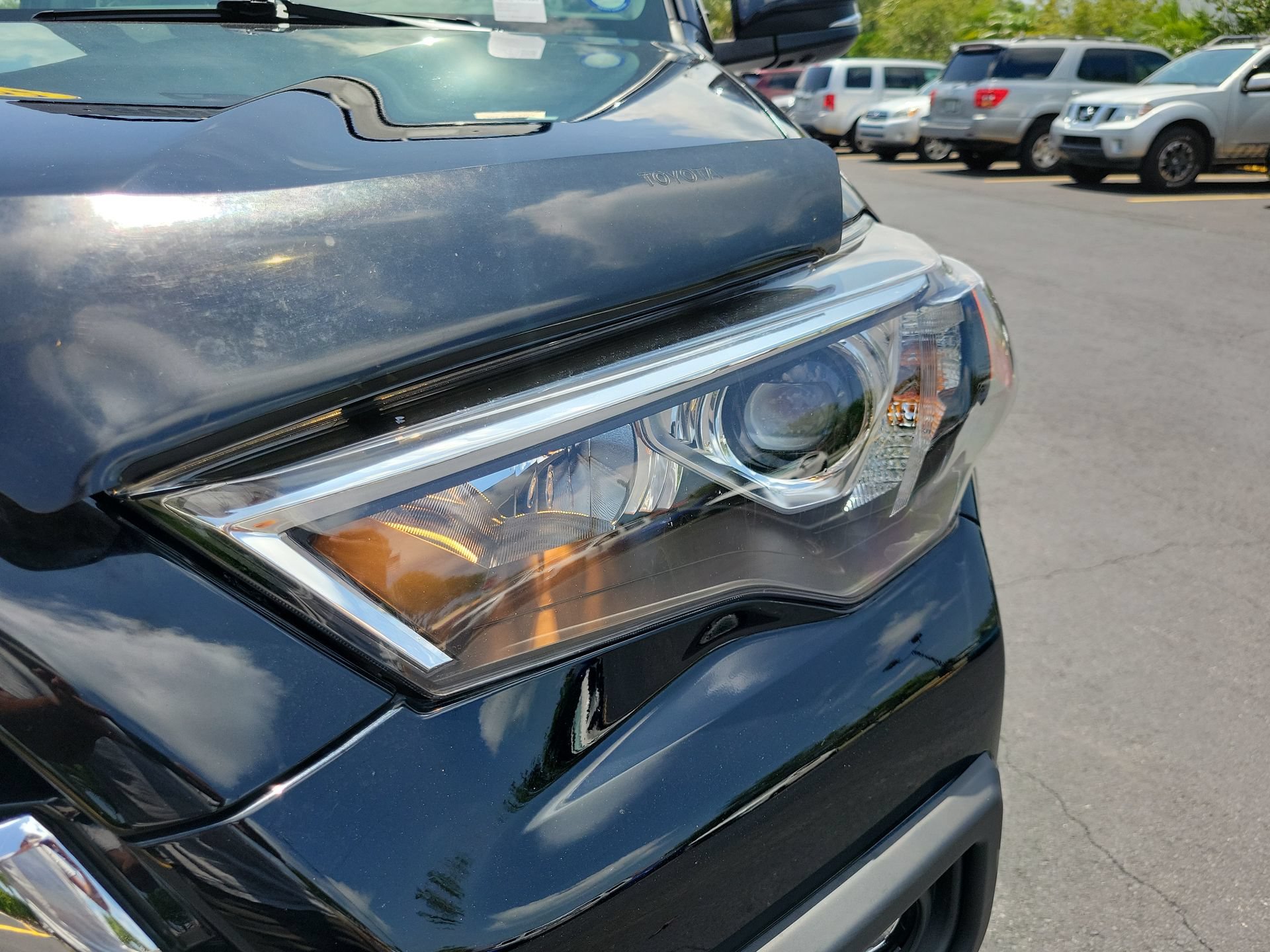 Used 2022 Toyota 4Runner Limited AWD/4WD image 10