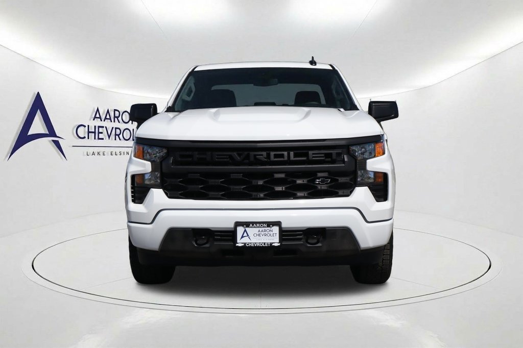 New 2026 Chevrolet Silverado 1500 Custom w/ Turbomax Blackout Package AWD/4WD image 2