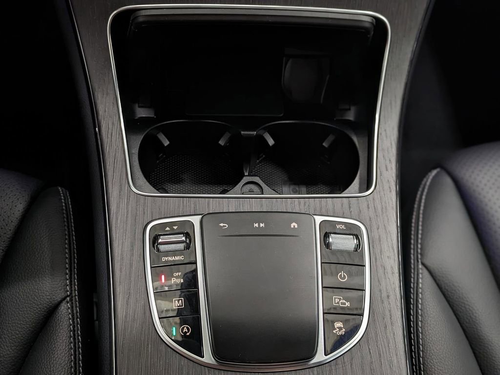 Used 2022 Mercedes-Benz GLC 300 4MATIC image 33