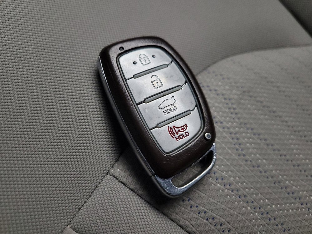 Used 2016 Hyundai Sonata SE image 32