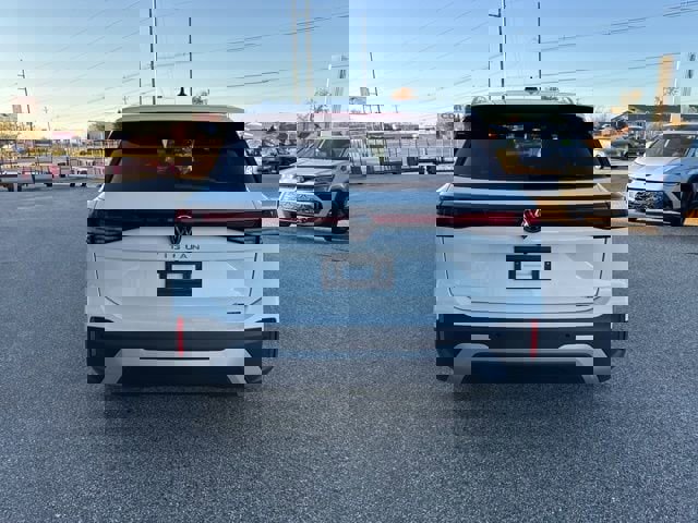 New 2026 Volkswagen Tiguan S image 7