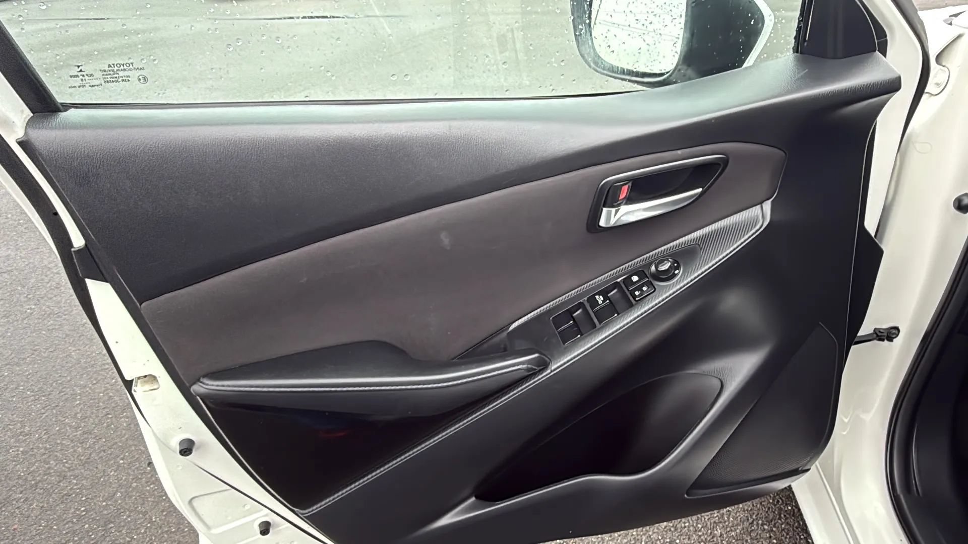 Used 2016 Scion iA FWD image 18