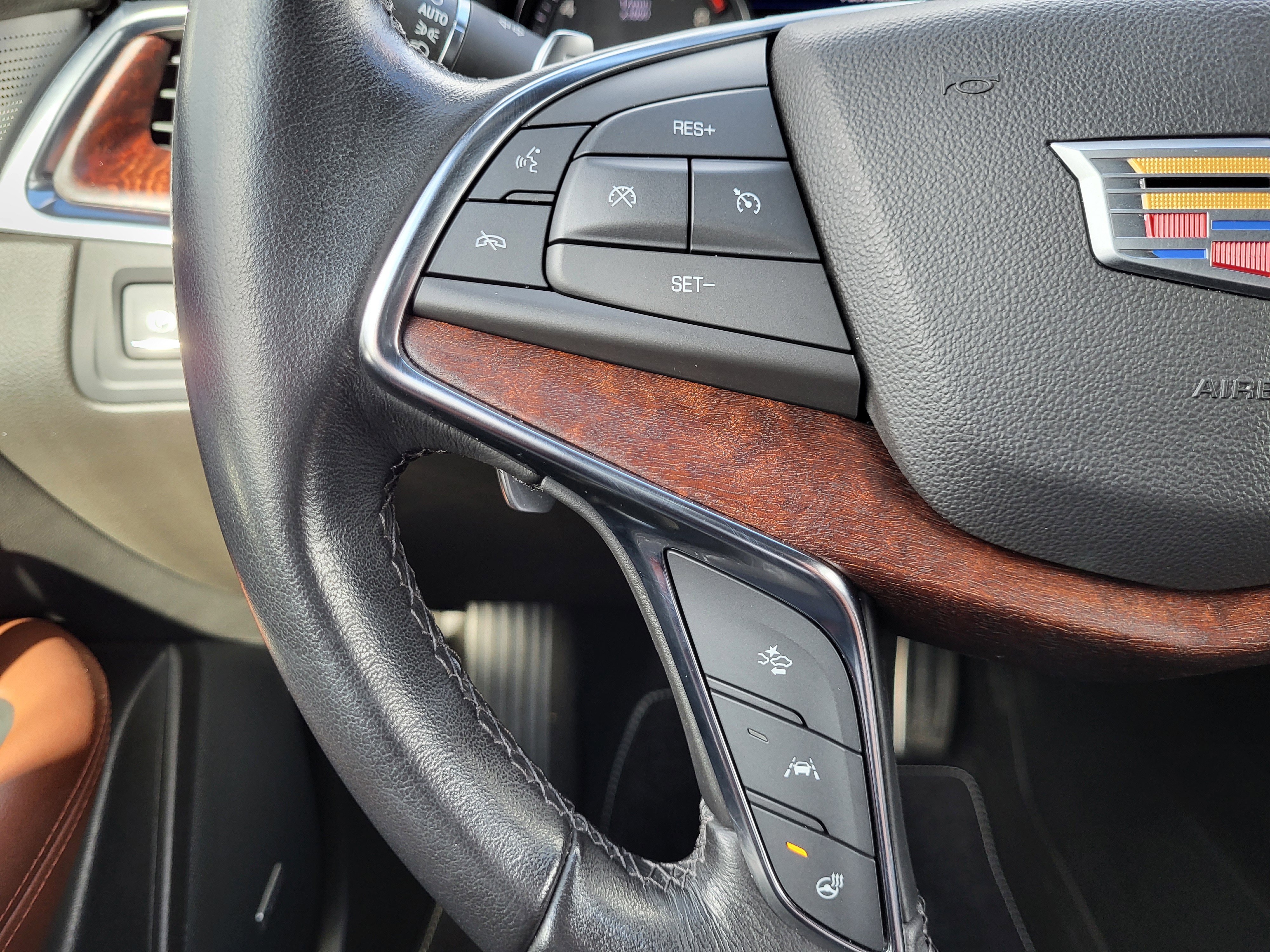 Used 2023 Cadillac XT5 Sportv w/ Technology Package image 21