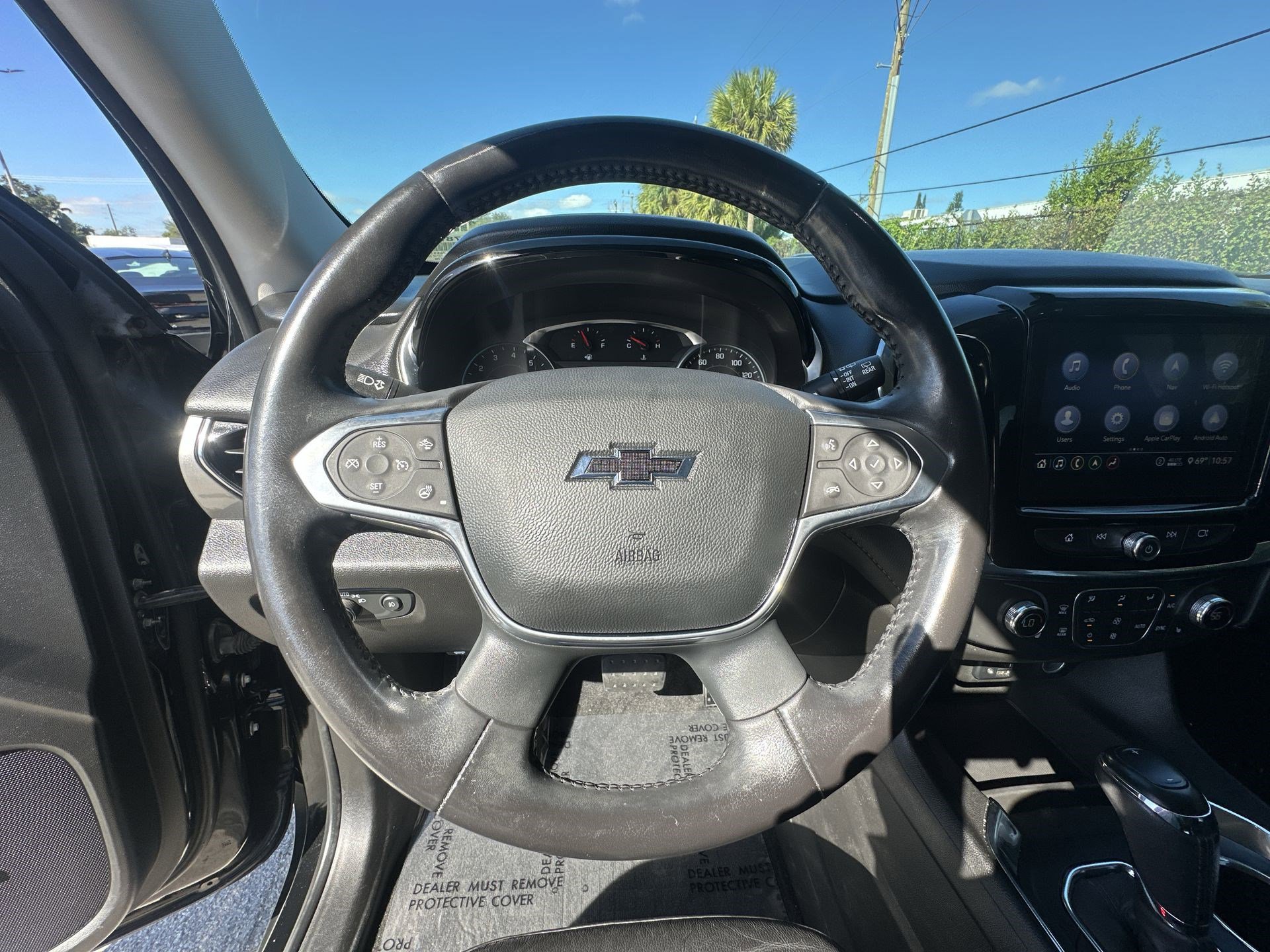 Used 2020 Chevrolet Traverse RS image 11