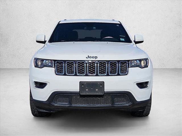Used 2018 Jeep Grand Cherokee Laredo image 2
