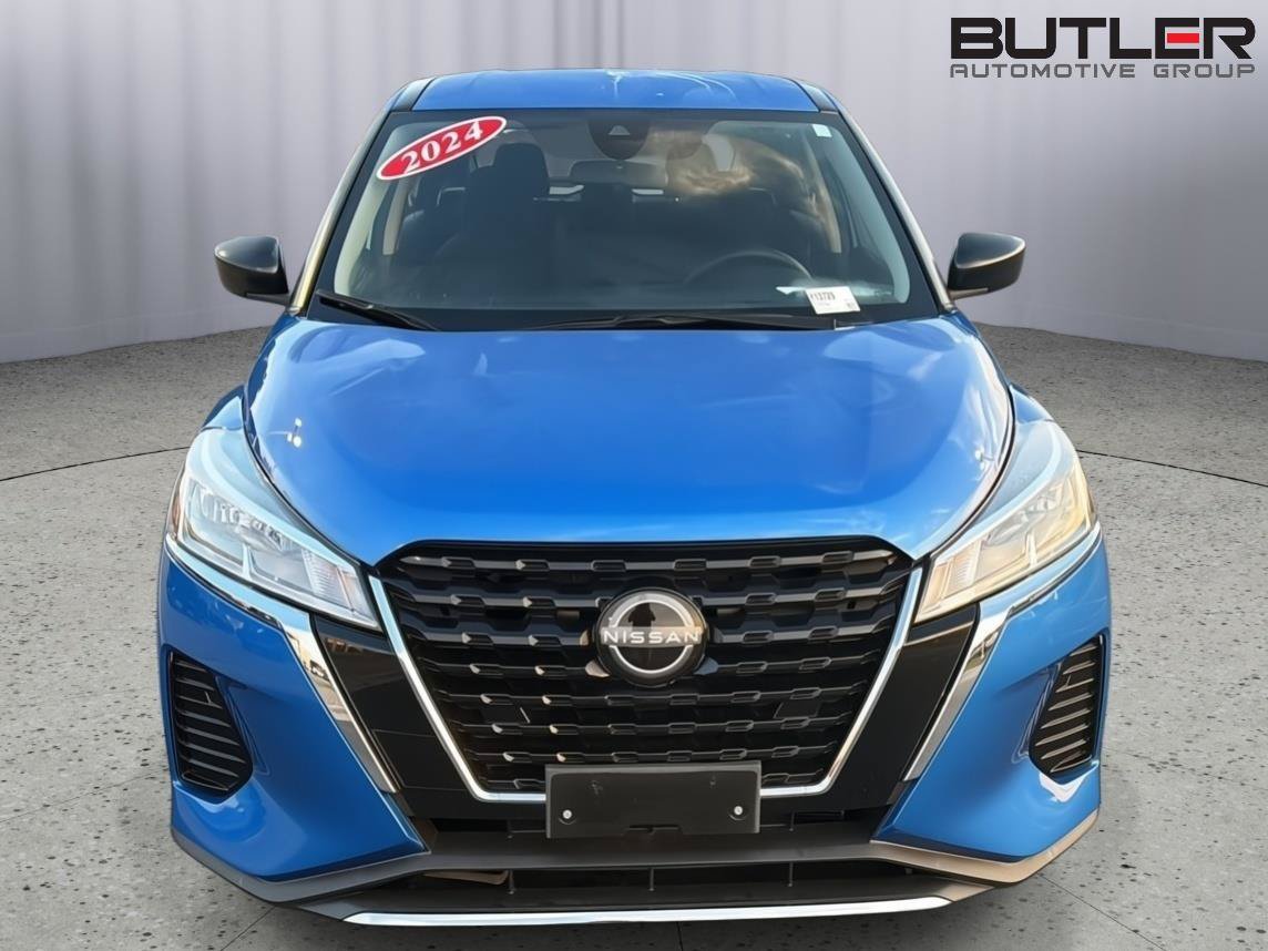 Used 2024 Nissan Kicks S FWD image 9
