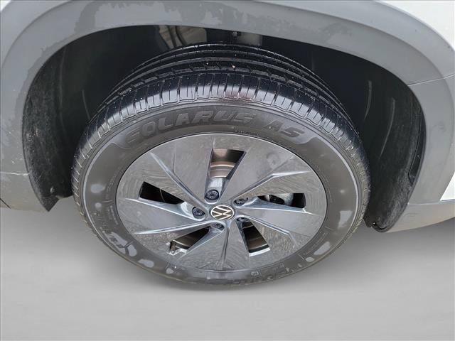 Used 2025 Volkswagen Taos S FWD image 10