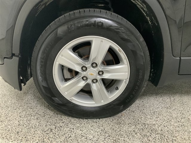 Used 2021 Chevrolet Trax LT AWD/4WD image 10