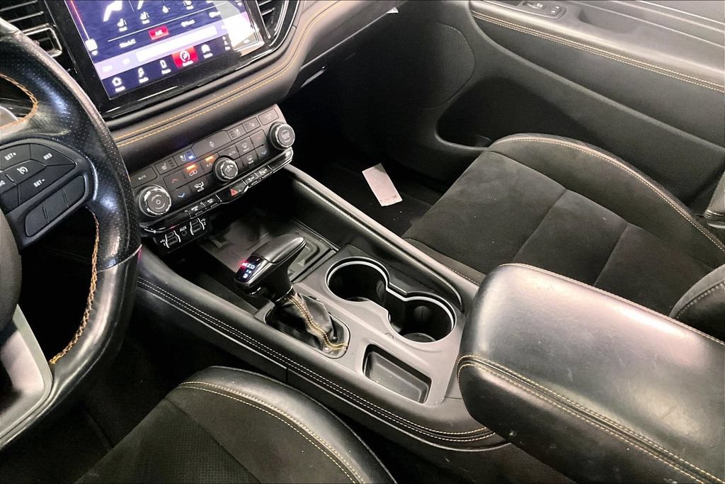 Used 2022 Dodge Durango R/T w/ Quick Order Package 22F AWD/4WD image 16