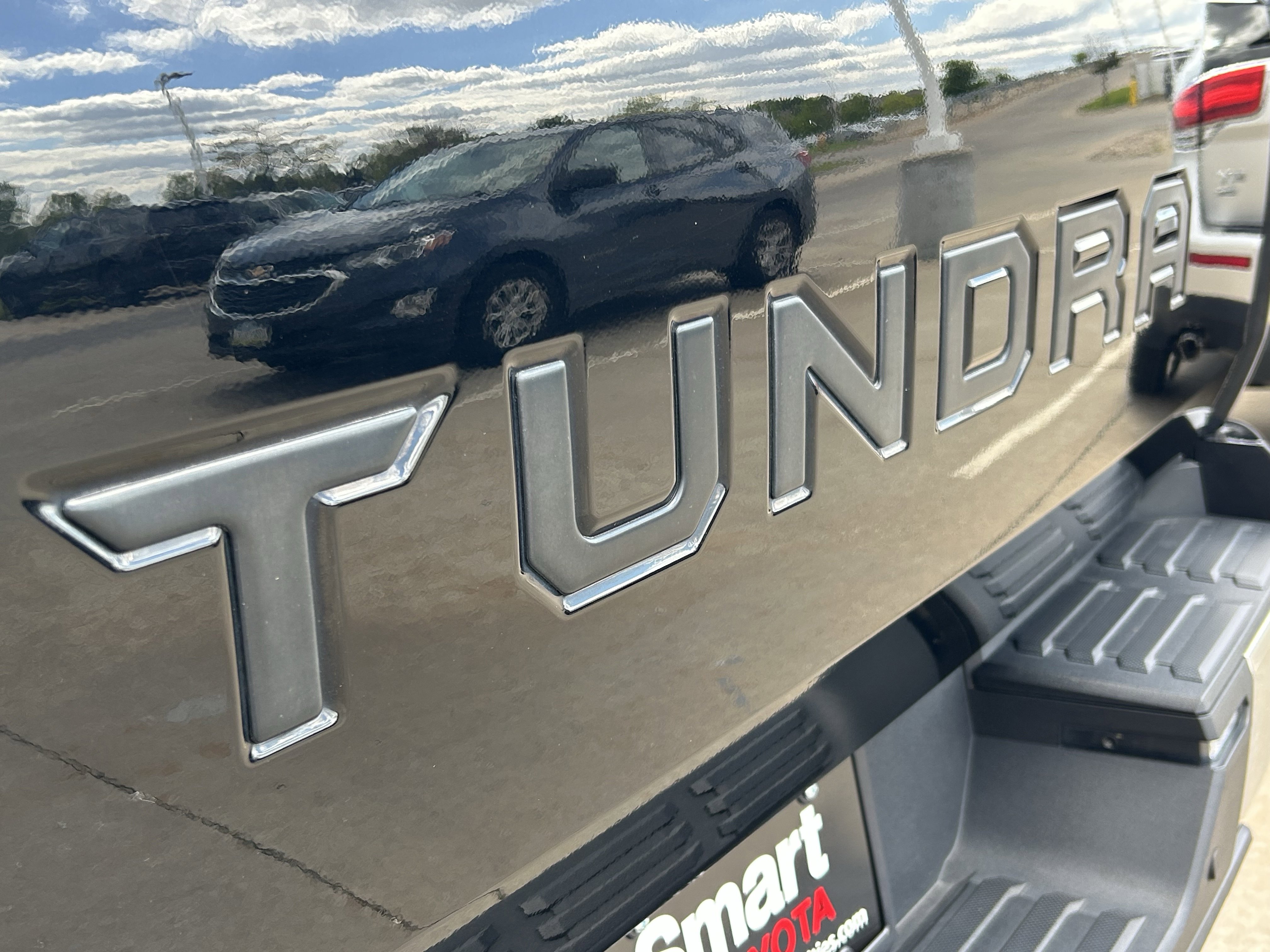 Used 2023 Toyota Tundra 1794 Edition AWD/4WD image 8