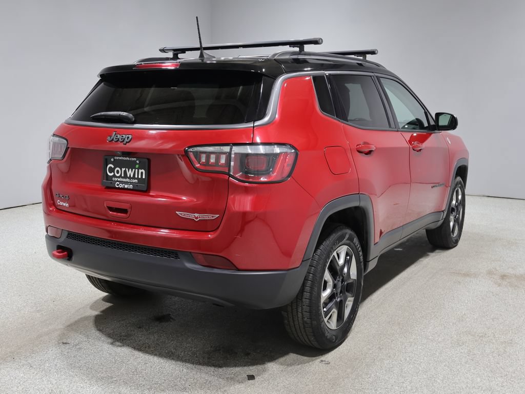 Used 2018 Jeep Compass Trailhawk w/ Cold Weather Group AWD/4WD image 2