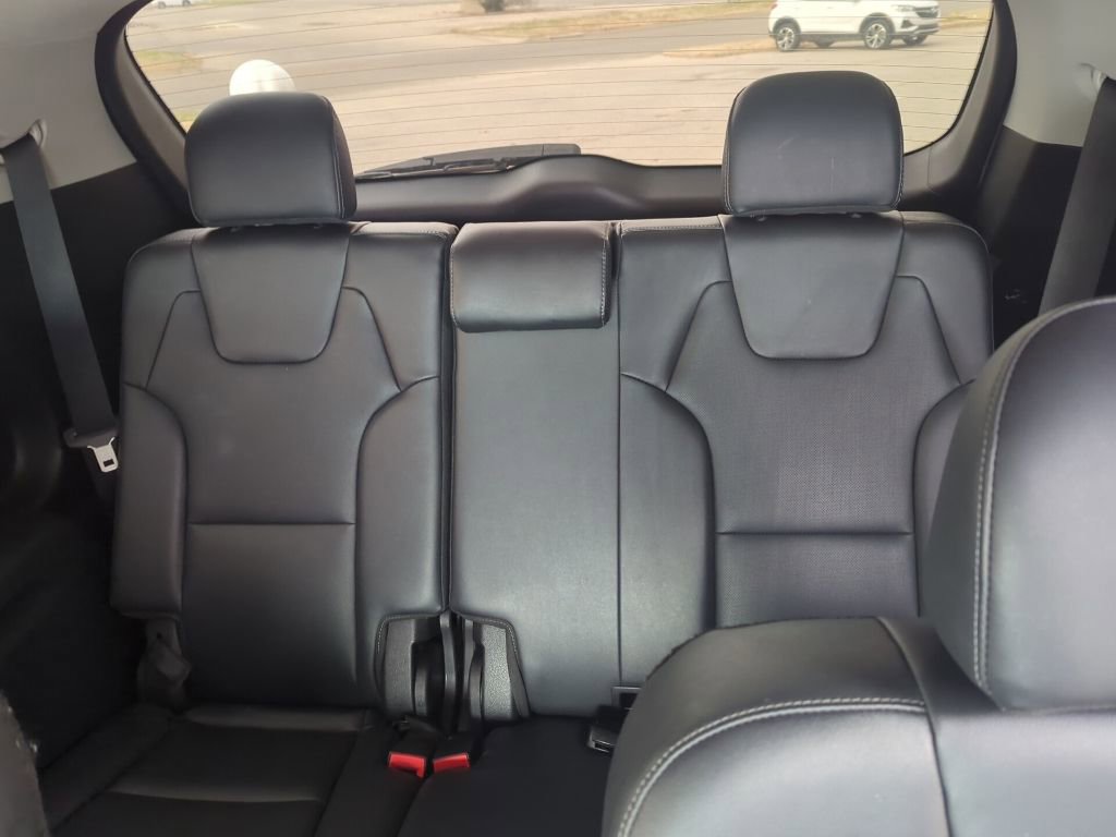 Used 2023 Kia Telluride S image 21