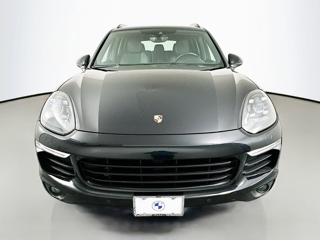 Used 2017 Porsche Cayenne image 2