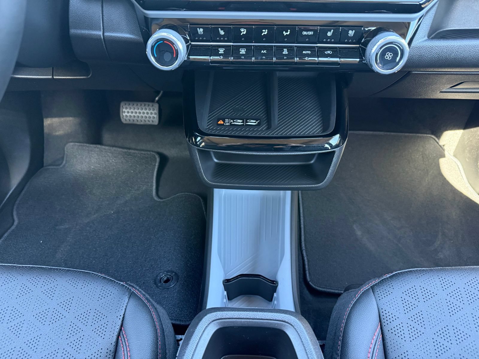 New 2027 Chevrolet Bolt RS w/ Technology Package FWD image 27