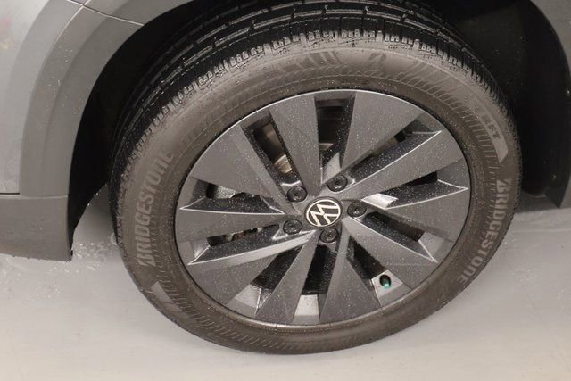 Used 2022 Volkswagen Taos S image 7
