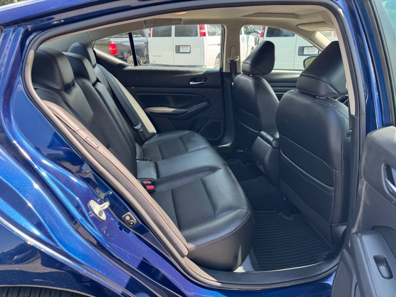 Used 2020 Nissan Altima 2.5 SR w/ Premium Package AWD/4WD image 13