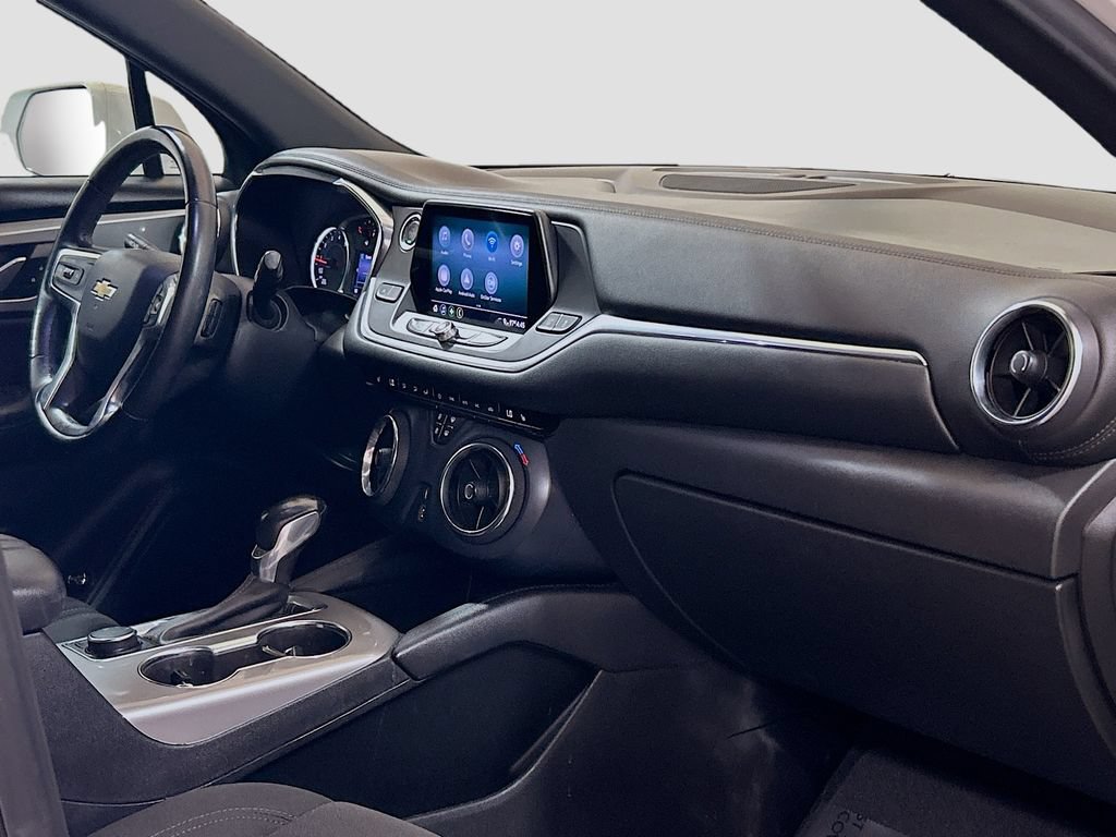 Used 2020 Chevrolet Blazer LT FWD image 26