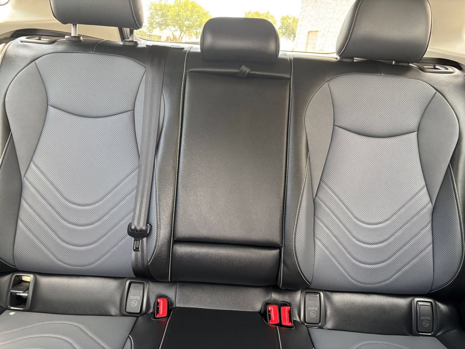Used 2026 Volkswagen Tiguan SE AWD/4WD image 39