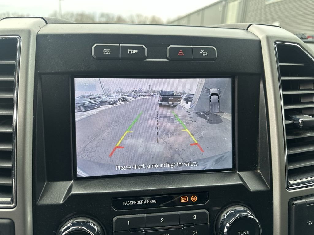 Used 2021 Ford F350 Lariat w/ Chrome Package image 23