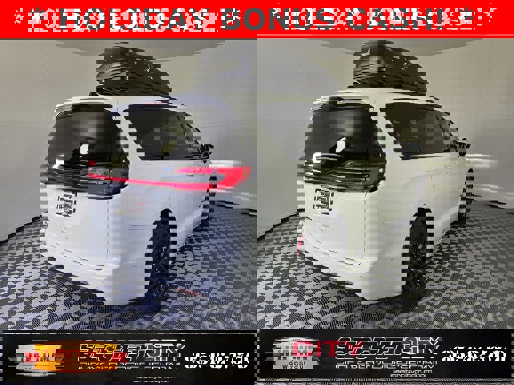 New 2025 Chrysler Pacifica Select w/ Fav Edition Package image 7