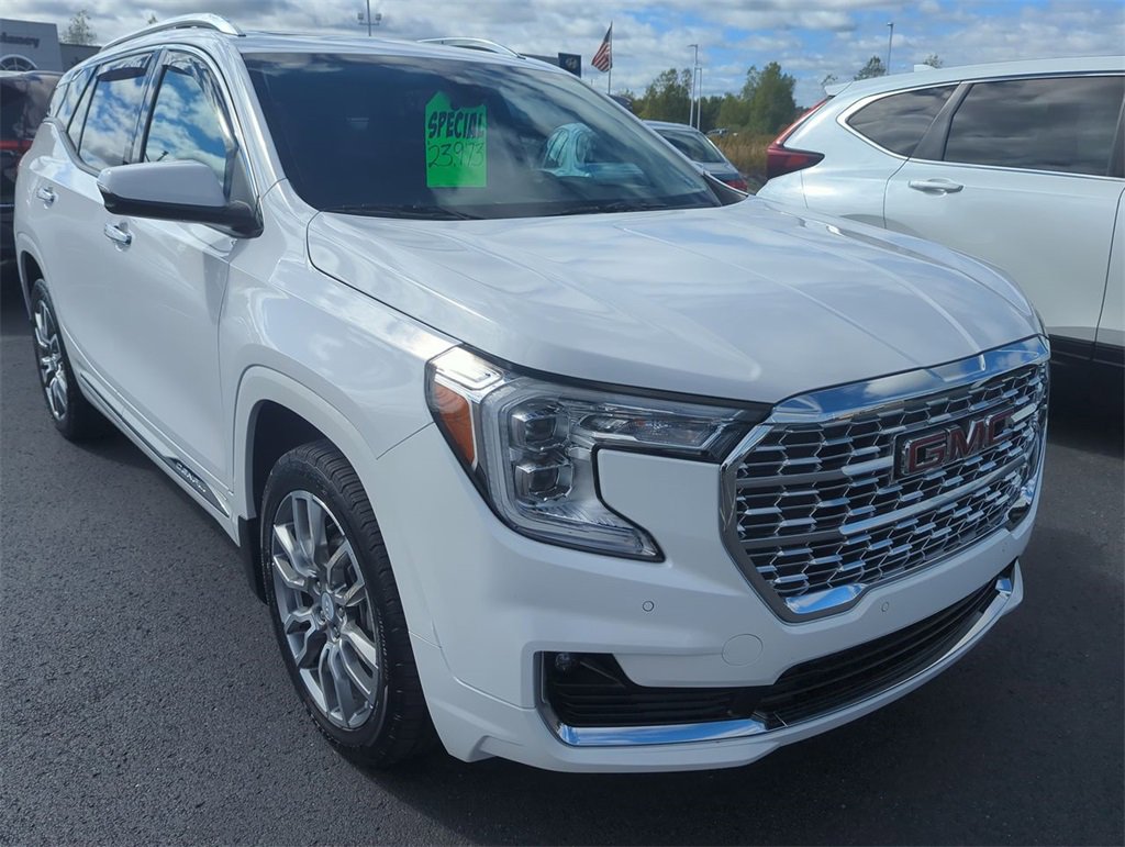 Used 2022 GMC Terrain Denali