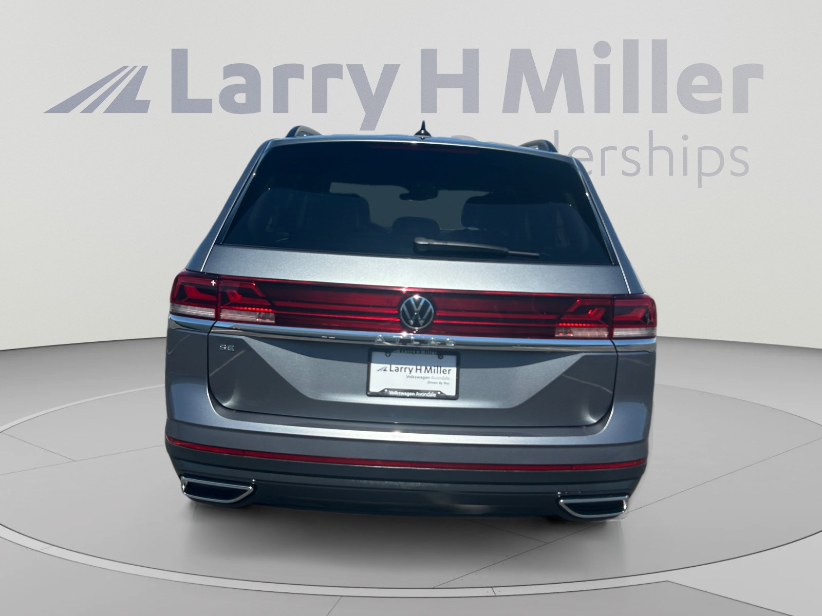 Used 2024 Volkswagen Atlas SE FWD image 4