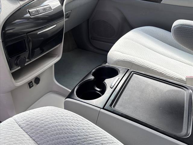 Used 2013 Toyota Sienna LE w/ Towing Pkg FWD image 21