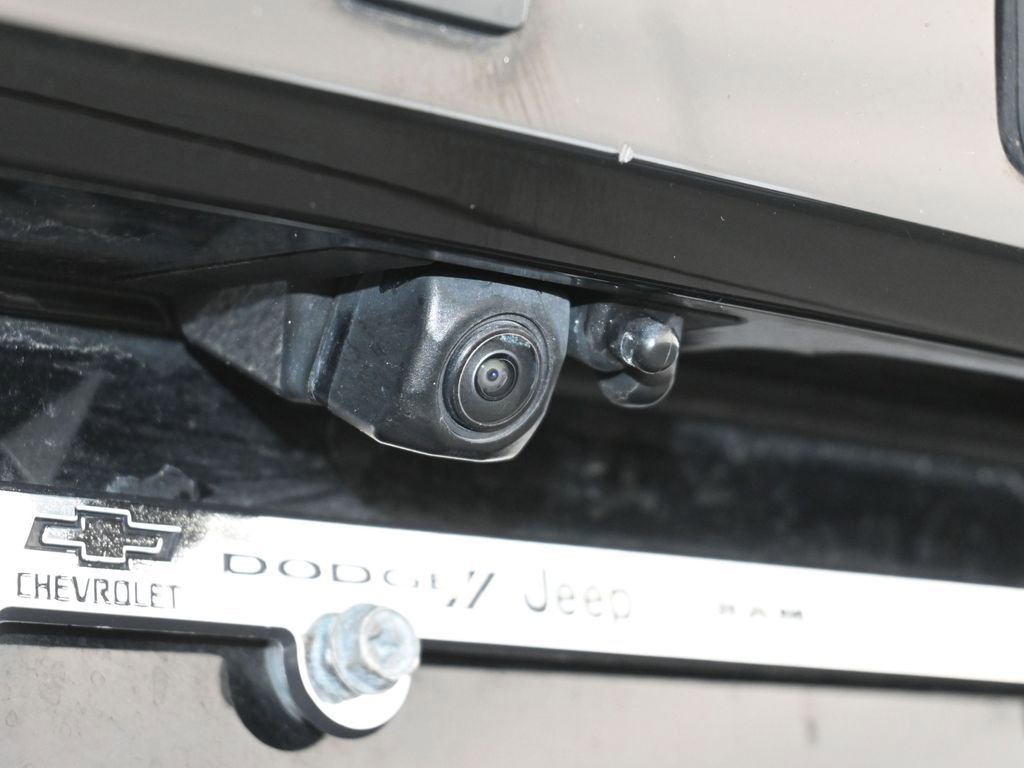 Used 2023 Honda Pilot Sport image 38