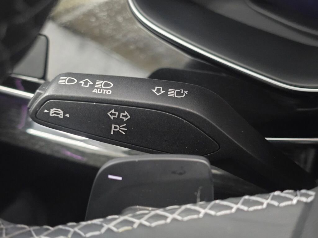 Certified 2025 Audi Q8 Premium Plus w/ Premium Plus Package image 39