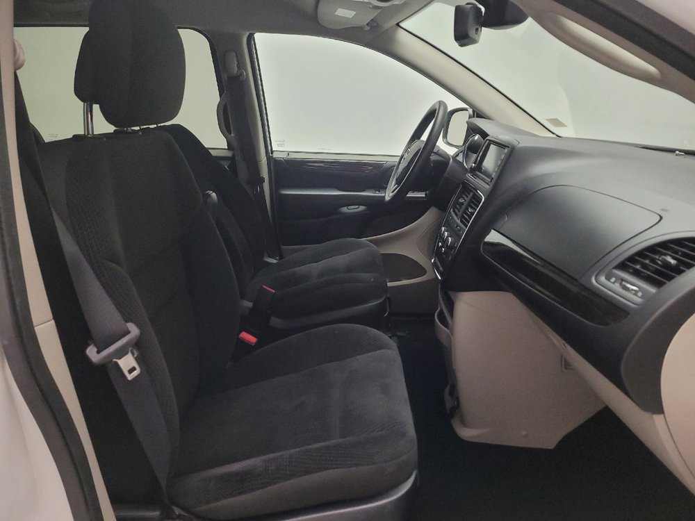 Used 2019 Dodge Grand Caravan SE w/ UConnect Hands-Free Group FWD image 21