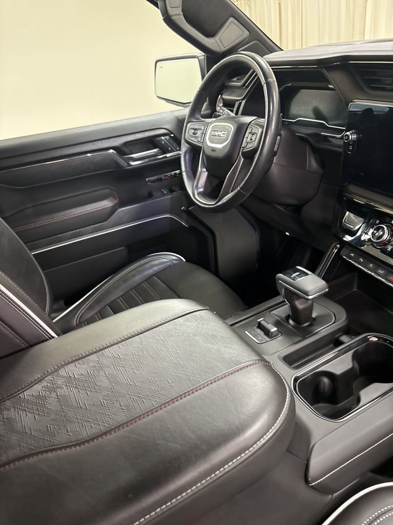 Used 2024 GMC Sierra 1500 AT4X image 29