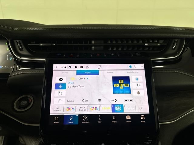 Used 2023 Jeep Grand Cherokee 4WD 4xe image 20