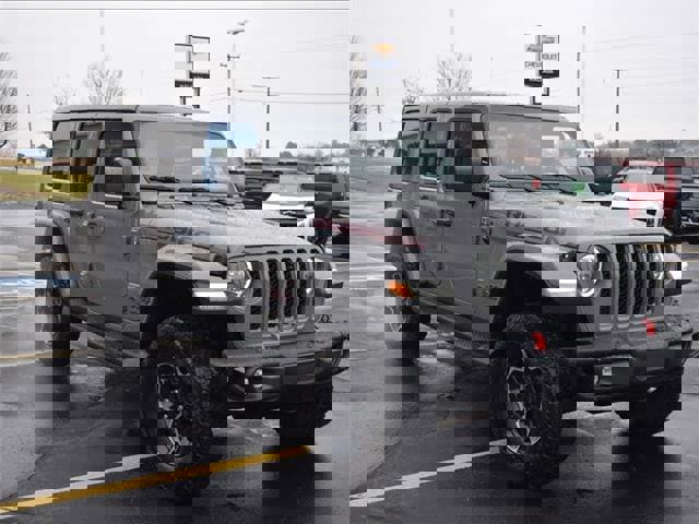 Used 2023 Jeep Wrangler Unlimited Rubicon w/ Steel Bumper Group image 2