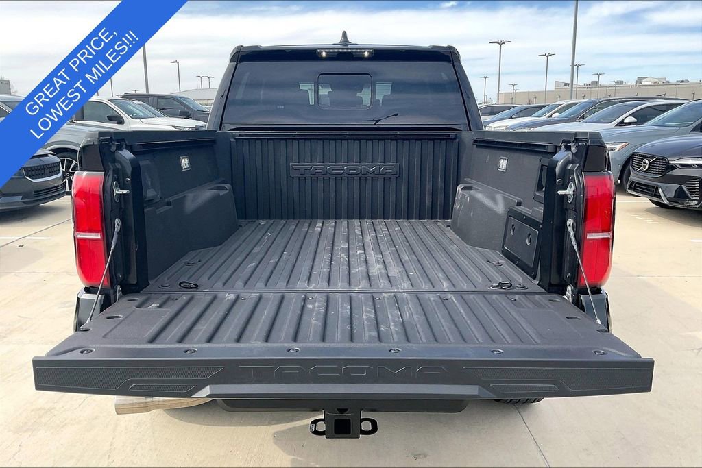 Used 2025 Toyota Tacoma TRD Sport w/ TRD Sport Upgrade Package image 36