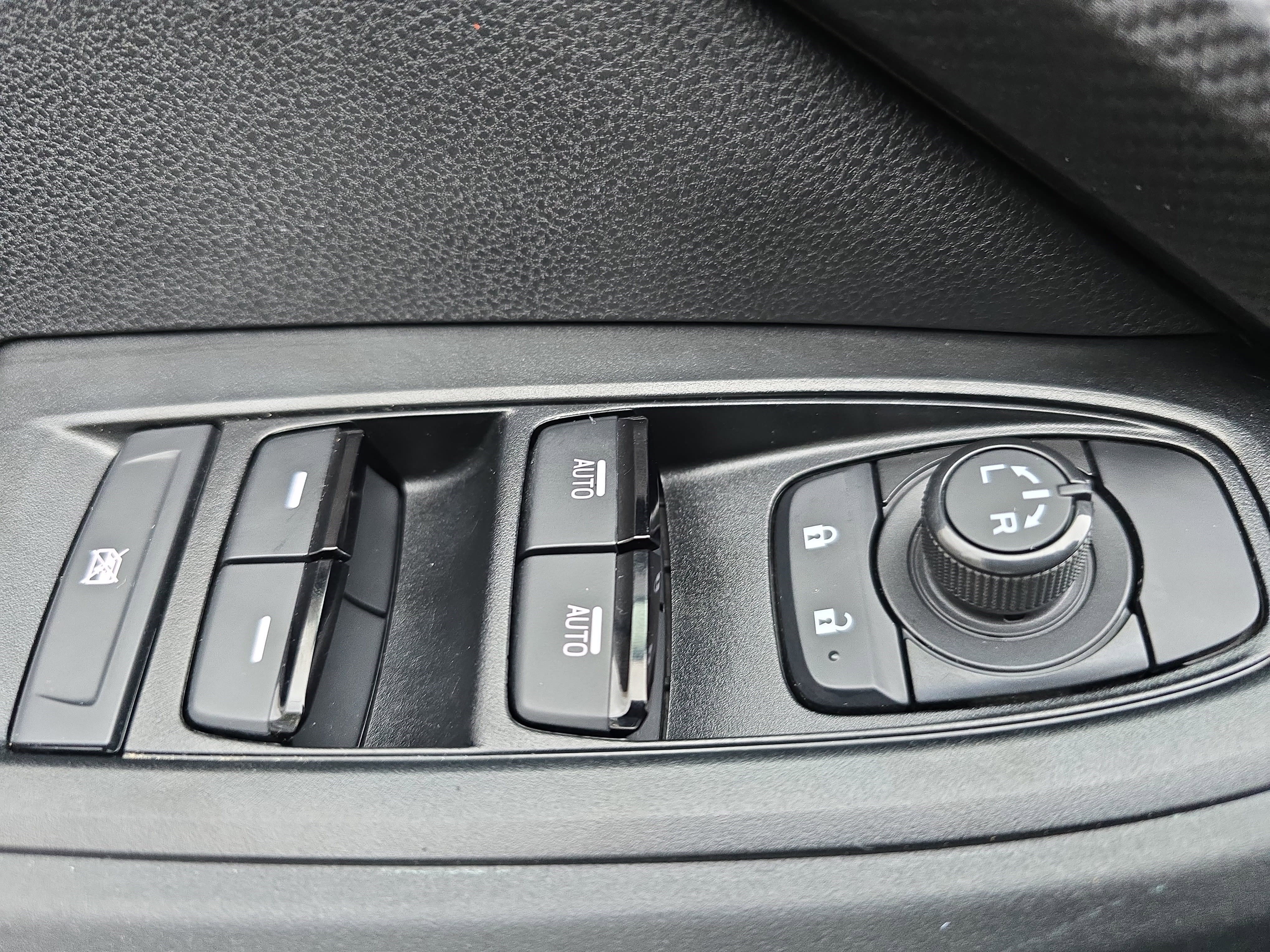 Used 2024 Subaru Crosstrek 2.5i Wilderness image 27