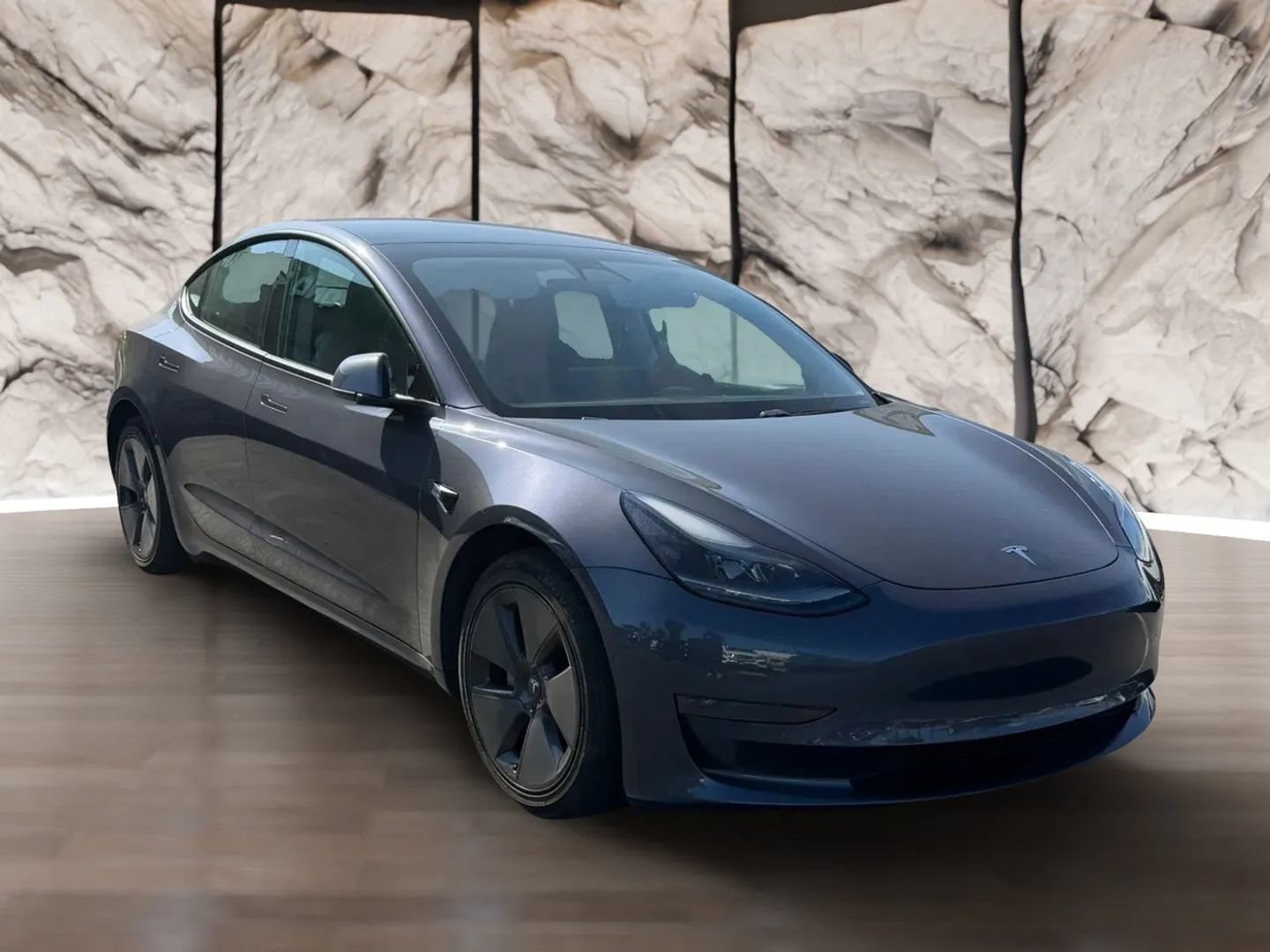 Used 2021 Tesla Model 3 Standard Range Plus RWD image 9