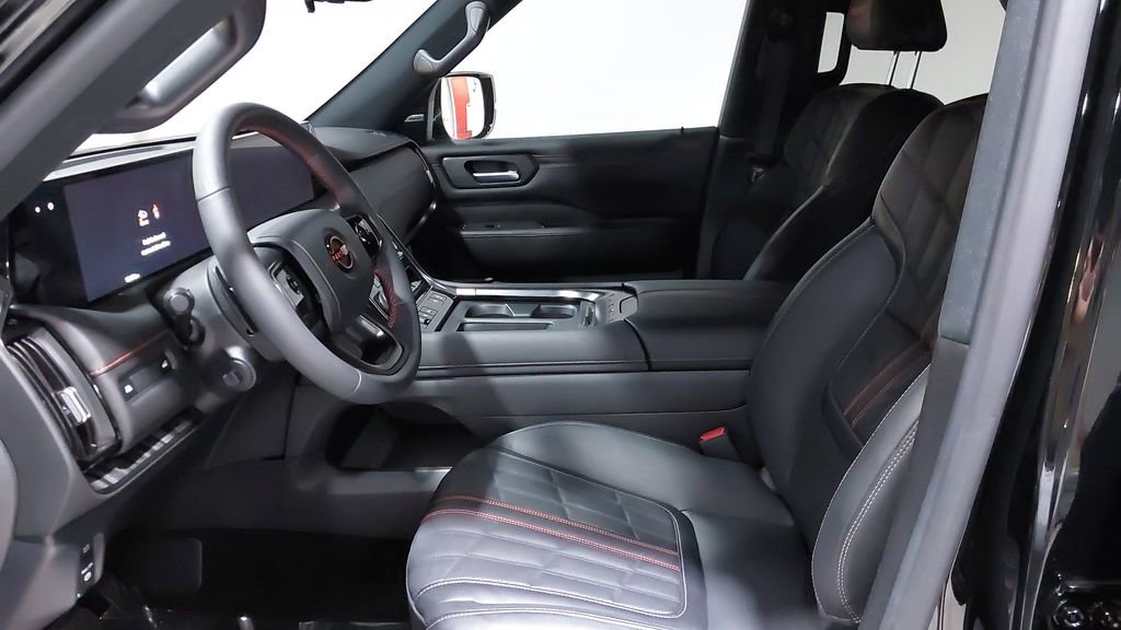 Used 2025 Nissan Armada PRO-4X image 21