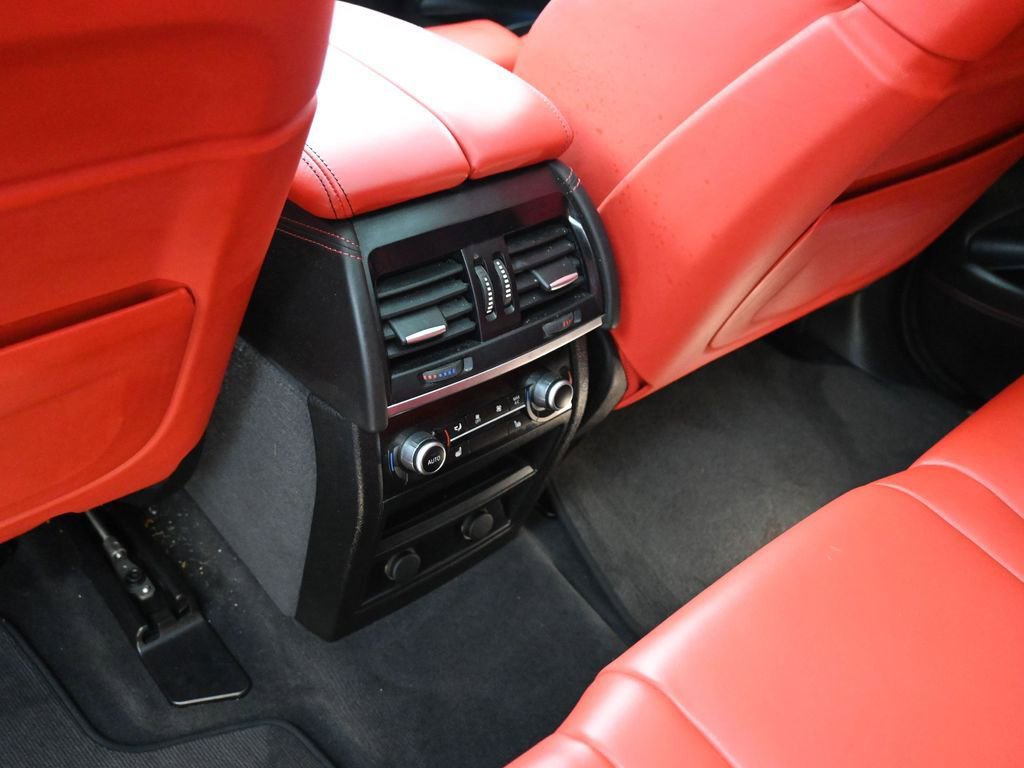 Used 2017 BMW X5 M image 26