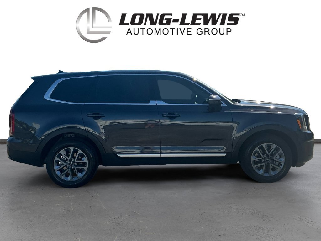 Used 2025 Kia Telluride LX FWD image 8