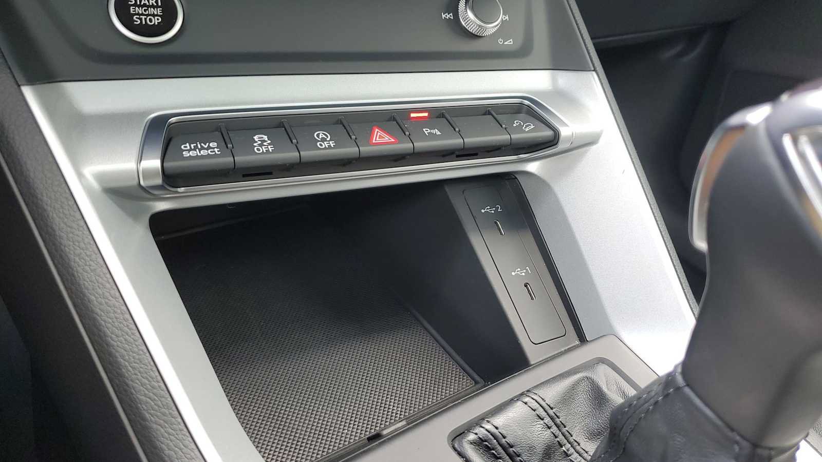 Certified 2023 Audi Q3 2.0T Premium w/ Convenience Package AWD/4WD image 29