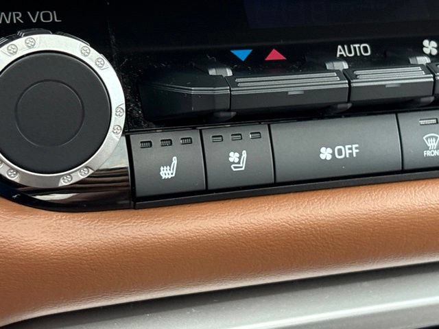 Used 2025 Toyota Tundra 1794 Edition w/ TRD Off-Road Package AWD/4WD image 21