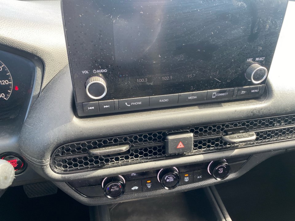 Certified 2025 Honda HR-V LX image 21