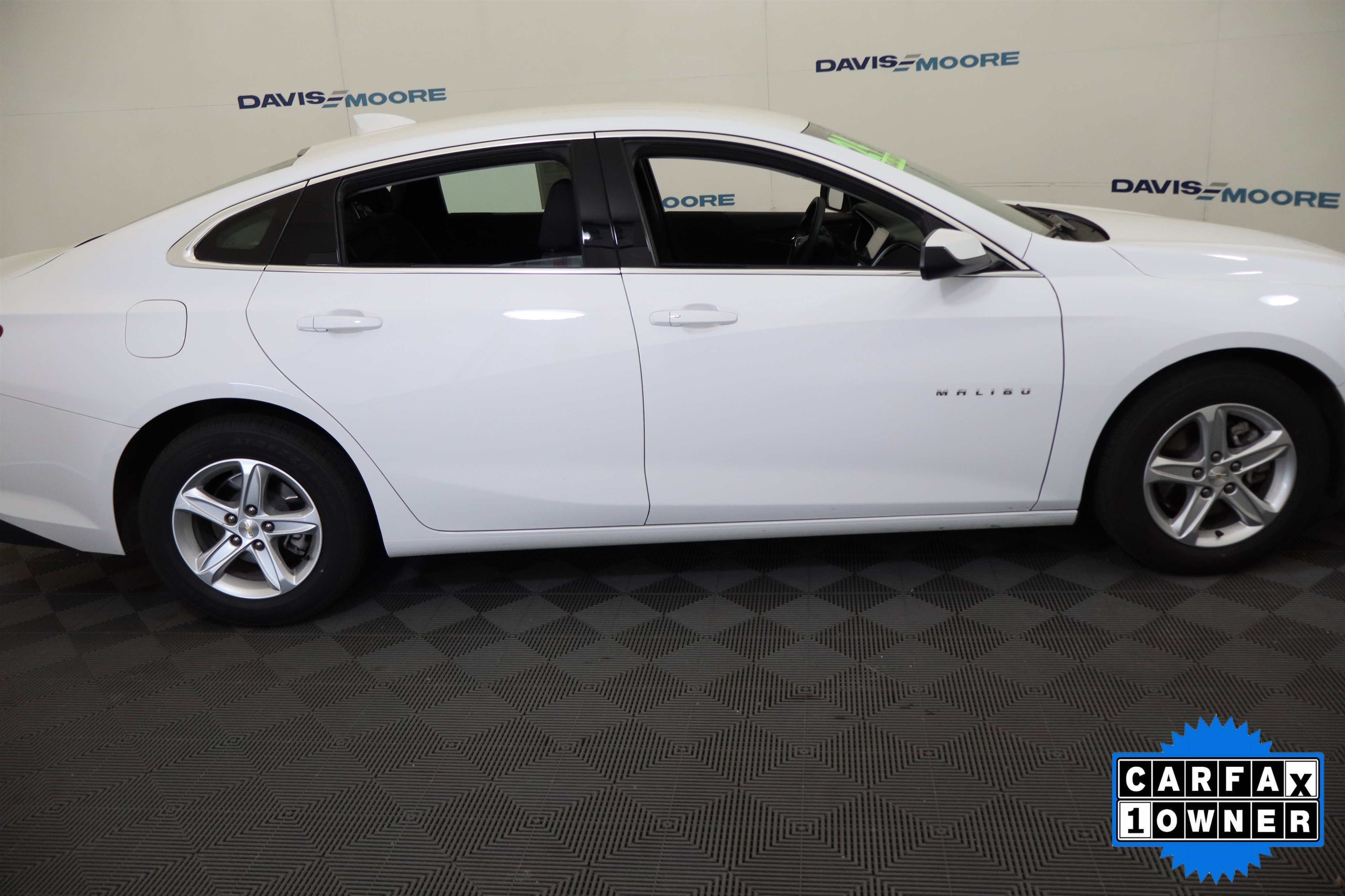 Used 2024 Chevrolet Malibu LT image 5