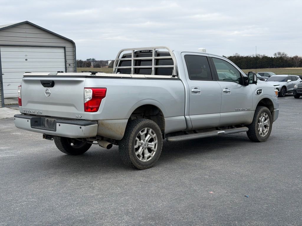 Used 2016 Nissan Titan SV image 7