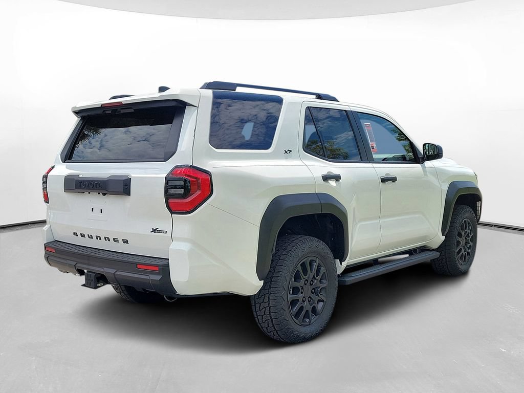 New 2026 Toyota 4Runner SR5 AWD/4WD image 4