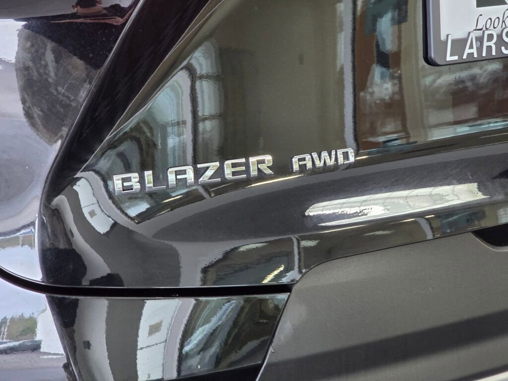 Used 2025 Chevrolet Blazer LT image 14